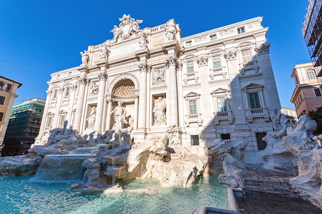 Townhouse By The Spanish Steps Rome Bilik gambar