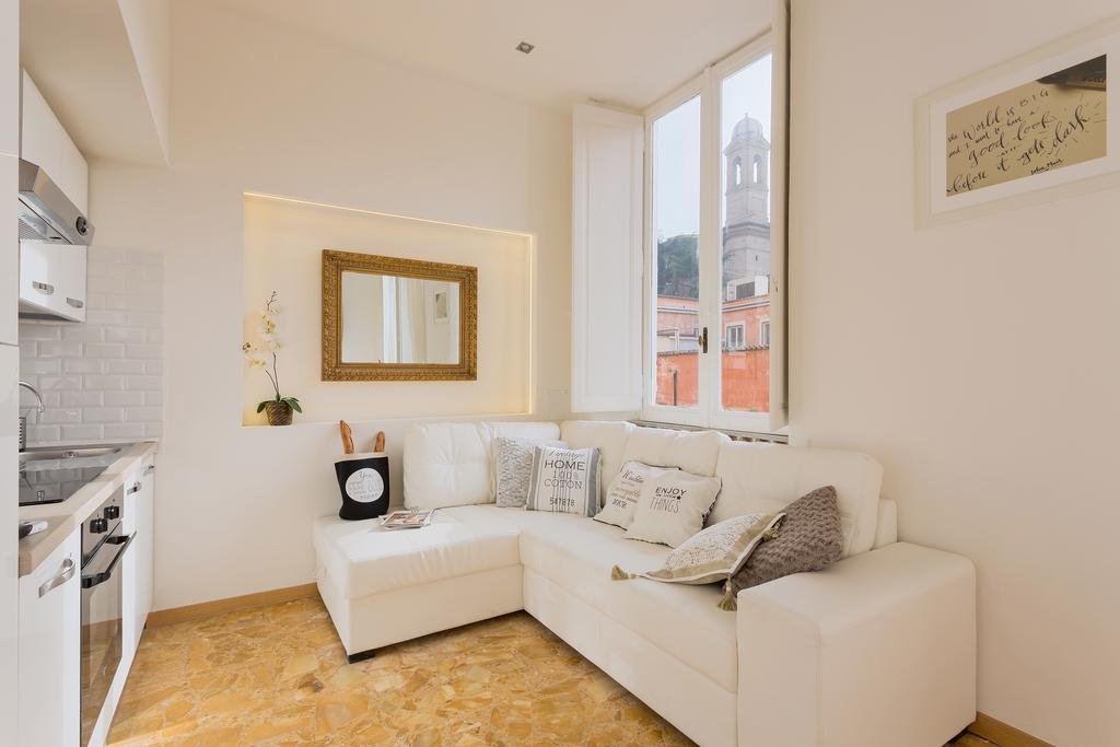 Townhouse By The Spanish Steps Rome Bilik gambar